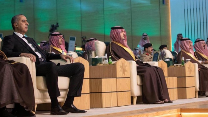 Hammouchi assiste à la cérémonie annuelle de l'Université arabe Naif des Sciences sécuritaires Hammouchi assiste à la cérémonie annuelle de l'Université arabe Naif des Sciences sécuritaires