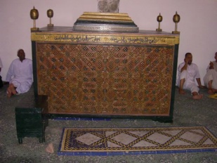 Rétro-Verso : L'histoire de l'Imam Assouhaili, l’un des « 7 Saints » de Marrakech Rétro-Verso : L'histoire de l'Imam Assouhaili, l’un des « 7 Saints » de Marrakech