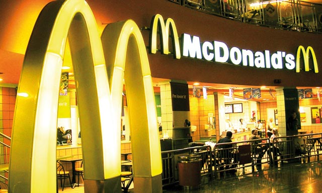 McDonald’s Maroc réagit aux appels au boycott et insiste sur "sa marocanité" McDonald’s Maroc réagit aux appels au boycott et insiste sur "sa marocanité"