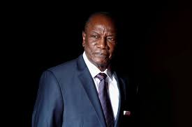 Guinée: l'ex-président Alpha Condé poursuivi pour "trahison"
