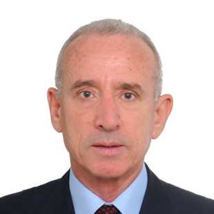 Ancien directeur et conseiller du Président de la COMANAV, ancien conseiller de l'Organisation maritime internationale (IMO) et fondateur du Moroccan Maritime Museum, le capitaine Abdelfattah Bouzoubaa nous livre ici son point de vue sur la constitution d’une marine marchande nationale. Ancien directeur et conseiller du Président de la COMANAV, ancien conseiller de l'Organisation maritime internationale (IMO) et fondateur du Moroccan Maritime Museum, le capitaine Abdelfattah Bouzoubaa nous livre ici son point de vue sur la constitution d’une marine marchande nationale.