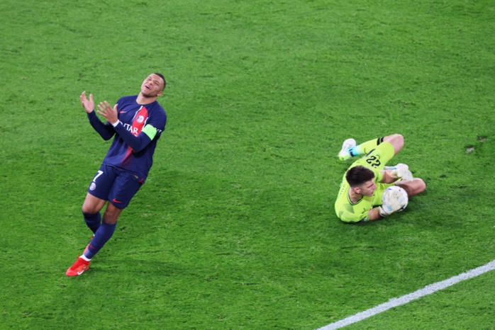 LDC /J5 (Partie 1) : Le PSG en souffrance ! LDC /J5 (Partie 1) : Le PSG en souffrance !