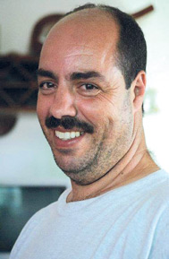 Professeur de biologie marine à l’Université Abdelmalek Essaâdi de Tétouan, Pr Mustapha Aksissou répond à nos questions concernant la préservation des stocks marocains de sardine. Professeur de biologie marine à l’Université Abdelmalek Essaâdi de Tétouan, Pr Mustapha Aksissou répond à nos questions concernant la préservation des stocks marocains de sardine.
