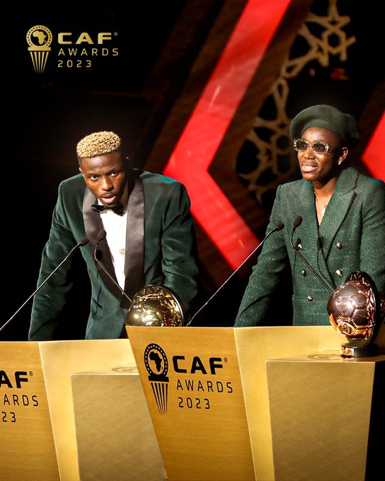 CAF Awards 2023: Le Nigéria s'offre les deux Ballons d’or ! CAF Awards 2023: Le Nigéria s'offre les deux Ballons d’or !
