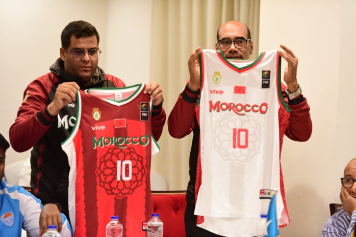 Les maillots de l'EN présentés lors de la réunion technique organisée par la Confédération arabe de Basket-ball Les maillots de l'EN présentés lors de la réunion technique organisée par la Confédération arabe de Basket-ball