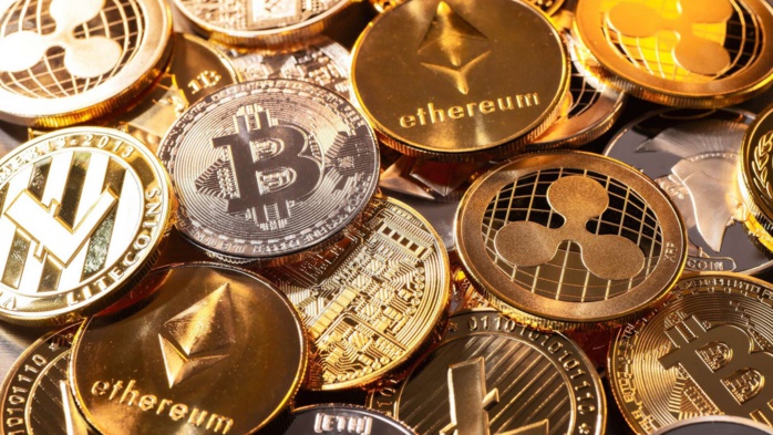 Crypto-monnaies : Les pirates détournent 2 milliards de dollars en 2023, mais une tendance à la baisse émerge