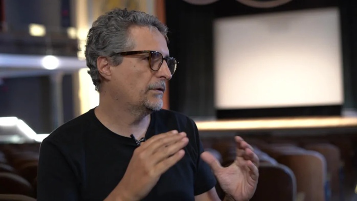 Interview avec Kleber Mendonça Filho : « Malgré les plateformes, le cinéma reste un temple revisité par les fidèles » Interview avec Kleber Mendonça Filho : « Malgré les plateformes, le cinéma reste un temple revisité par les fidèles »