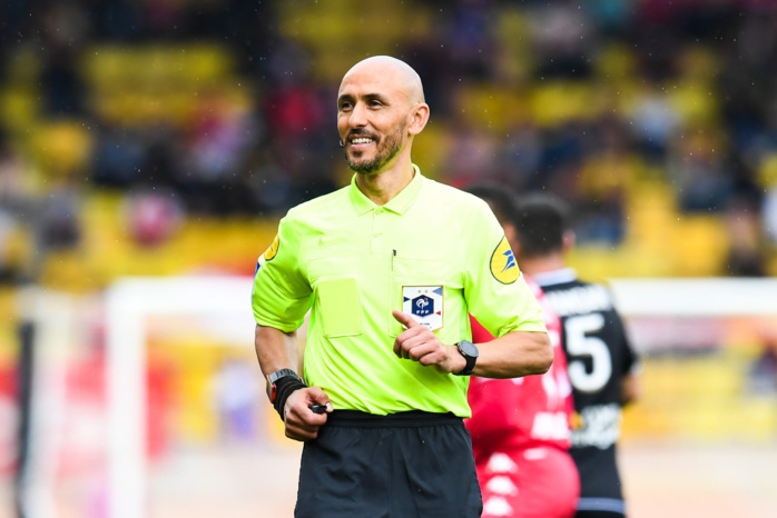 France / Trophée des Champion ce soir:  Un arbitre d'origine maghrébine au sifflet France / Trophée des Champion ce soir:  Un arbitre d'origine maghrébine au sifflet