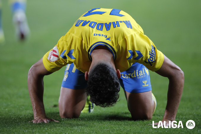 L'international marocain, Munir El Haddadi, a ouvert le score très tôt pour Las Palmas mais son but s'est averé insuffisant devant son ancien club le Barça qui a arraché la victoire au temps additionnel sur un penalty. L'international marocain, Munir El Haddadi, a ouvert le score très tôt pour Las Palmas mais son but s'est averé insuffisant devant son ancien club le Barça qui a arraché la victoire au temps additionnel sur un penalty.