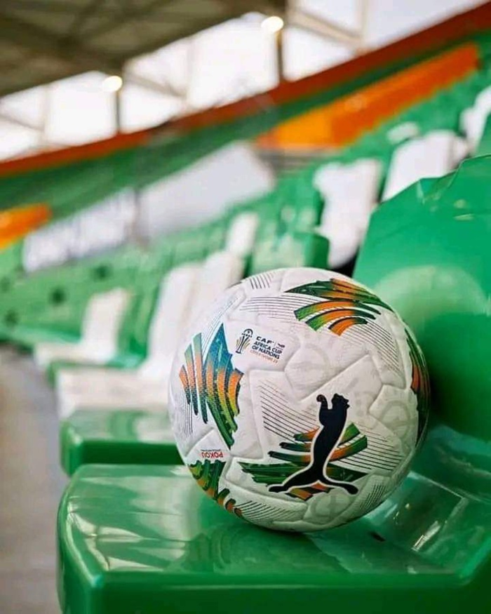 Le ballon officiel de la CAN 2023 et non la CAN 2024 ! Le ballon officiel de la CAN 2023 et non la CAN 2024 !