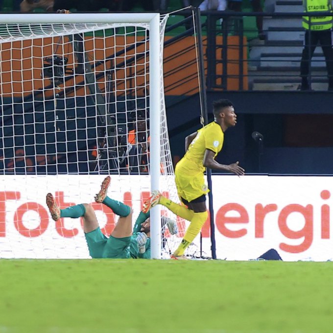 Esh-Shennaoui battu lors du premier but mozambicain Esh-Shennaoui battu lors du premier but mozambicain