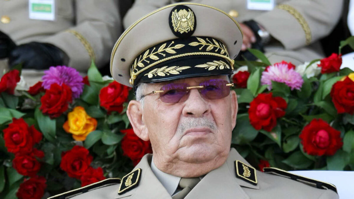 Algérie : Perquisition du domicile du général Gaïd Salah l’ex-homme fort du régime