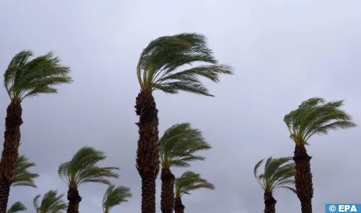 Fortes rafales de vent avec chasse-sables locales mardi et mercredi Fortes rafales de vent avec chasse-sables locales mardi et mercredi