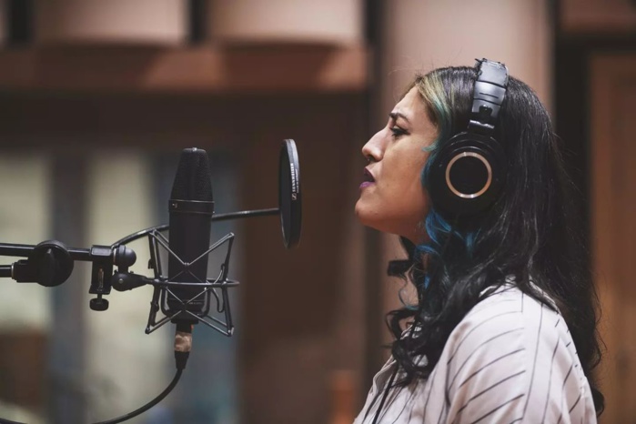 Interview avec Kamar Mansour, chanteuse : "« YA LBNIA » est une symphonie de libération pour toutes les femmes" Interview avec Kamar Mansour, chanteuse : "« YA LBNIA » est une symphonie de libération pour toutes les femmes"