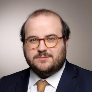 Enseignant en économie à Sciences Po Paris, expert du secteur spatial et auteur de « L’Industrie Spatiale » dans la collection Que sais-je ?, Mathieu Luinaud a répondu à nos questions concernant le développement du secteur spatial. Enseignant en économie à Sciences Po Paris, expert du secteur spatial et auteur de « L’Industrie Spatiale » dans la collection Que sais-je ?, Mathieu Luinaud a répondu à nos questions concernant le développement du secteur spatial.