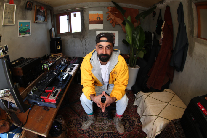 Interview avec Omar Benassila : De Casablanca à Séoul, Le voyage musical d'Omar & The Eastern Power Interview avec Omar Benassila : De Casablanca à Séoul, Le voyage musical d'Omar & The Eastern Power