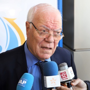 Président de l’Association Marocains des Exportateurs (ASMEX), Hassan Sentissi répond à nos questions sur l’augmentation de la compétitivité des produits marocains dédiés à l’export. Président de l’Association Marocains des Exportateurs (ASMEX), Hassan Sentissi répond à nos questions sur l’augmentation de la compétitivité des produits marocains dédiés à l’export.