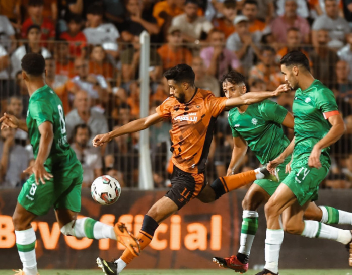 Botola D1 / J16 ( Acte II) : Le derby oriental en affiche Botola D1 / J16 ( Acte II) : Le derby oriental en affiche