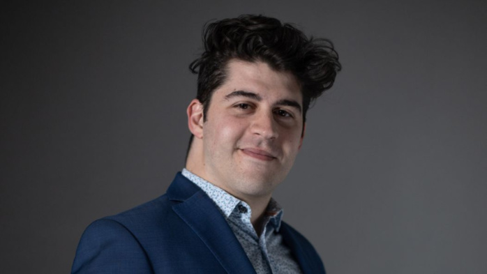 Interview avec Mehdi Bennani : « Il me tient à cœur de montrer la vie ordinaire des Musulmans dans le cinéma américain » Interview avec Mehdi Bennani : « Il me tient à cœur de montrer la vie ordinaire des Musulmans dans le cinéma américain »