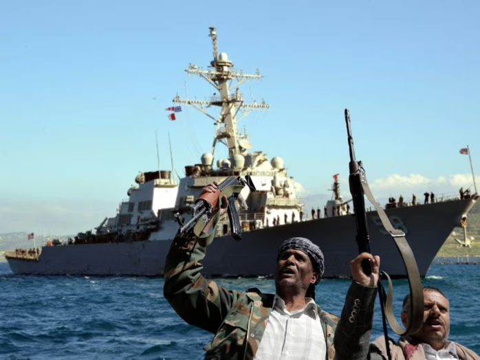 Nouvelles attaques en mer Rouge, l'UE annonce sa mission de protection du trafic maritime Nouvelles attaques en mer Rouge, l'UE annonce sa mission de protection du trafic maritime