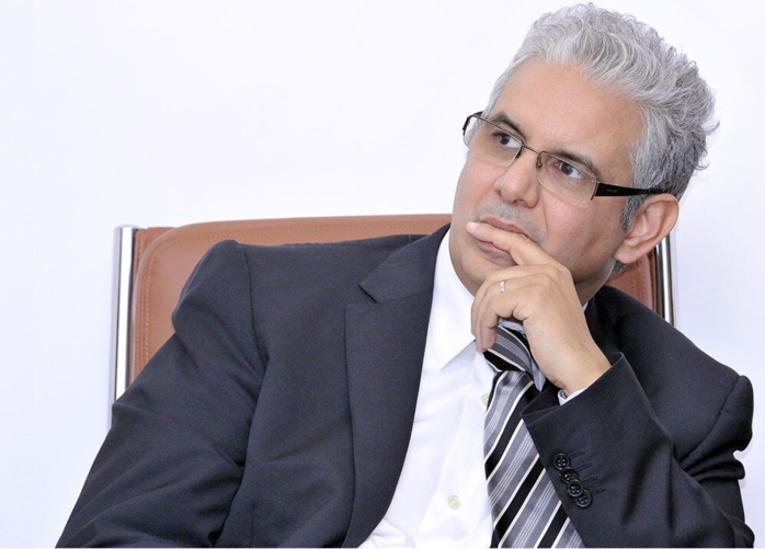 Baraka s'entretient avec son homologue mauritanien des moyens de renforcer la coopération bilatérale dans le domaine des infrastructures Baraka s'entretient avec son homologue mauritanien des moyens de renforcer la coopération bilatérale dans le domaine des infrastructures