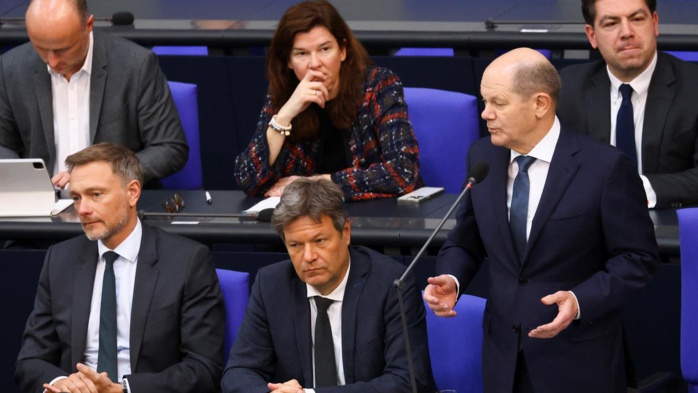 L'Allemagne sabre sa prévision de croissance et s'installe dans la crise L'Allemagne sabre sa prévision de croissance et s'installe dans la crise