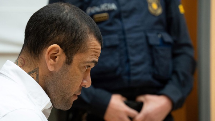 Dani Alves condamné à 4 ans et demi de prison pour agression sexuelle, le Brésilien fait appel