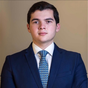 Trois questions à Alaedine Belhouari, co-fondateur de Hasta Maroc « Hasta Maroc veut devenir le proxy du marché marocain de l’occasion » Trois questions à Alaedine Belhouari, co-fondateur de Hasta Maroc « Hasta Maroc veut devenir le proxy du marché marocain de l’occasion »