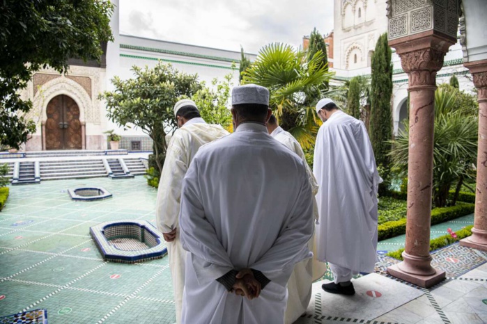 Ramadan: Arrivée à Madrid d'imams et morchidates pour l'encadrement des MRE Ramadan: Arrivée à Madrid d'imams et morchidates pour l'encadrement des MRE