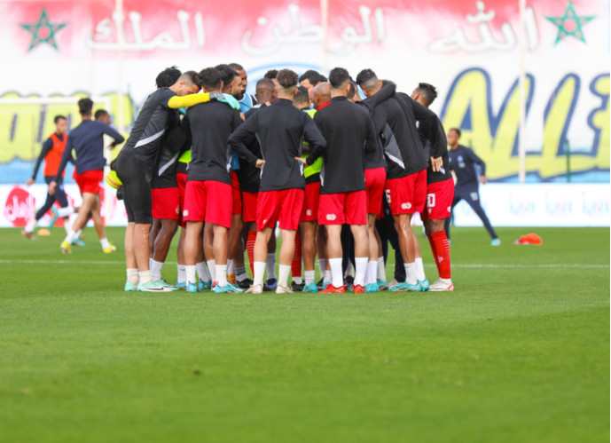 Totalement dépassés, les Rouges n'arrivent pas à stopper l'hémorragie au risque de se trouver en bas du classement ! Totalement dépassés, les Rouges n'arrivent pas à stopper l'hémorragie au risque de se trouver en bas du classement !