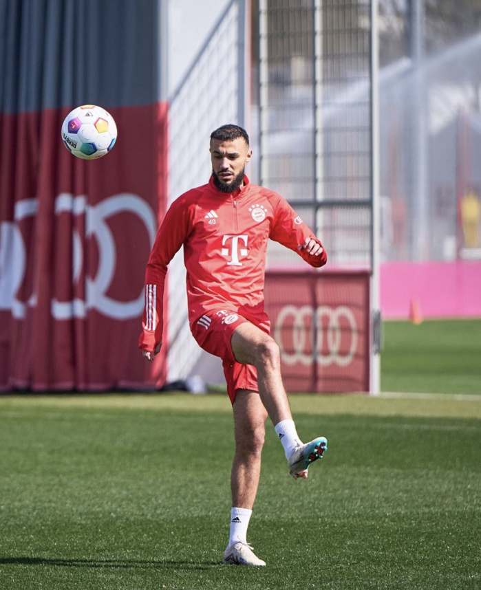Mezraoui ,de retour à la compétition, en cette fin d'après midi Mezraoui ,de retour à la compétition, en cette fin d'après midi