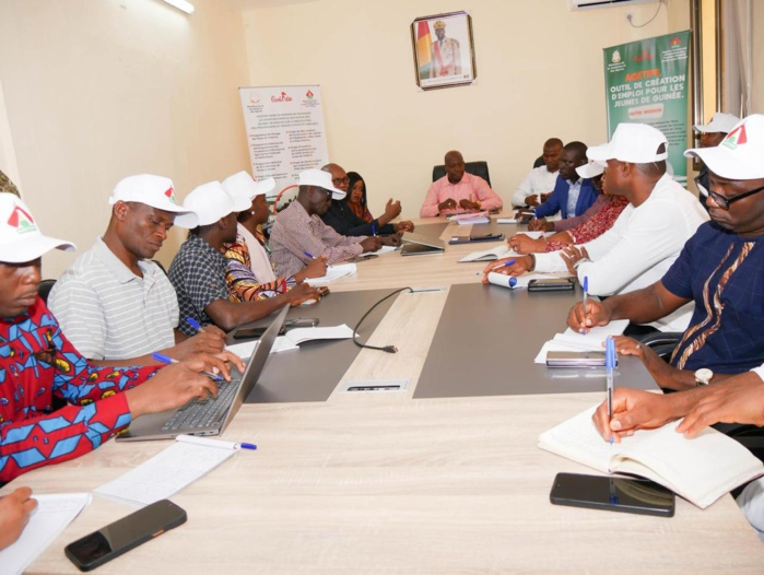 Adhésion de la Guinée au réseau d’AFRICATIP : Une mission du BIT en concertation avec l’AGETIPE Adhésion de la Guinée au réseau d’AFRICATIP : Une mission du BIT en concertation avec l’AGETIPE