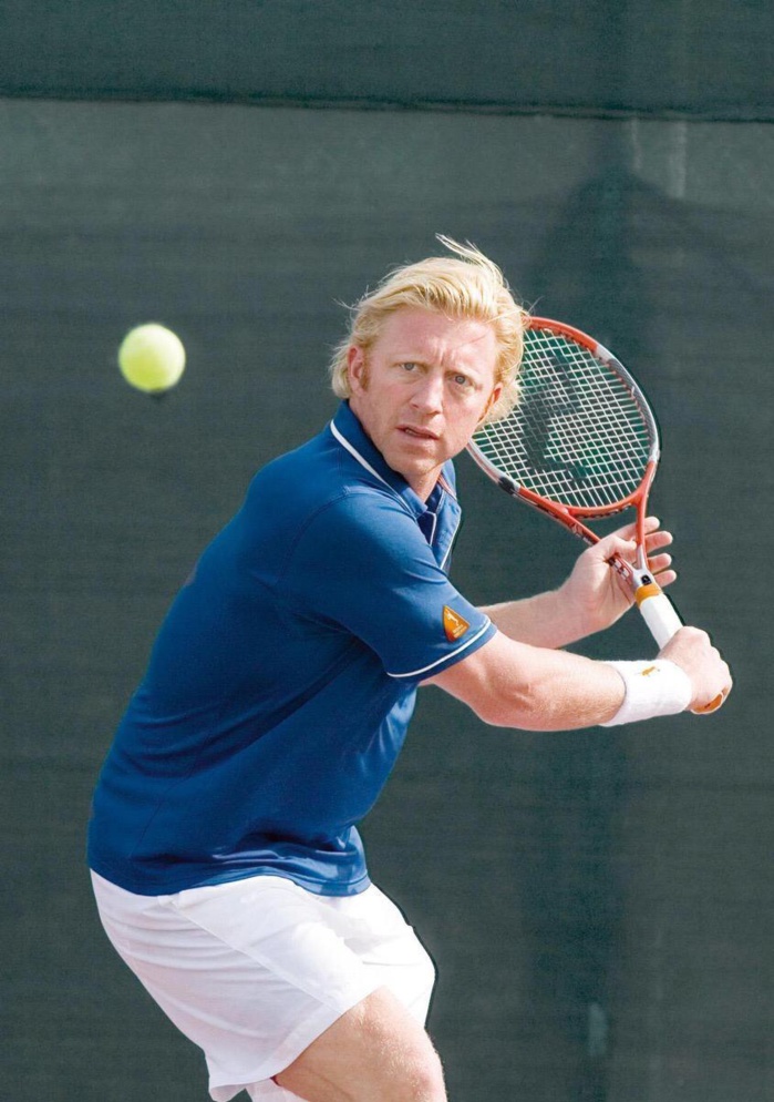 Tennis/Grand Prix Hassan II : La star allemande Boris Becker est sur les lieux du Tournoi Tennis/Grand Prix Hassan II : La star allemande Boris Becker est sur les lieux du Tournoi