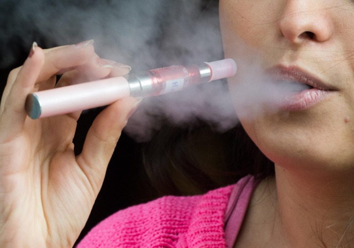 Cigarette électronique : Les enfants, les ados et les jeunes dans la ligne de mire de l’industrie du tabac Cigarette électronique : Les enfants, les ados et les jeunes dans la ligne de mire de l’industrie du tabac