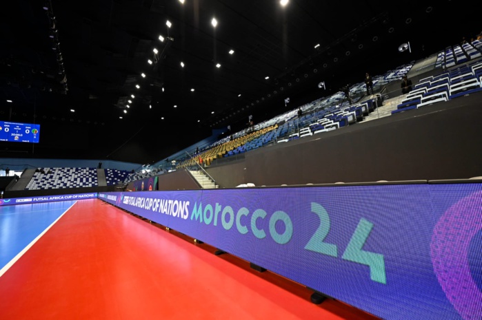 CAN Futsal Rabat 2024: M. Motsepe et M. Lekjaa en visite à la Salle du Complexe Sportif Prince Moulay Abdellah.