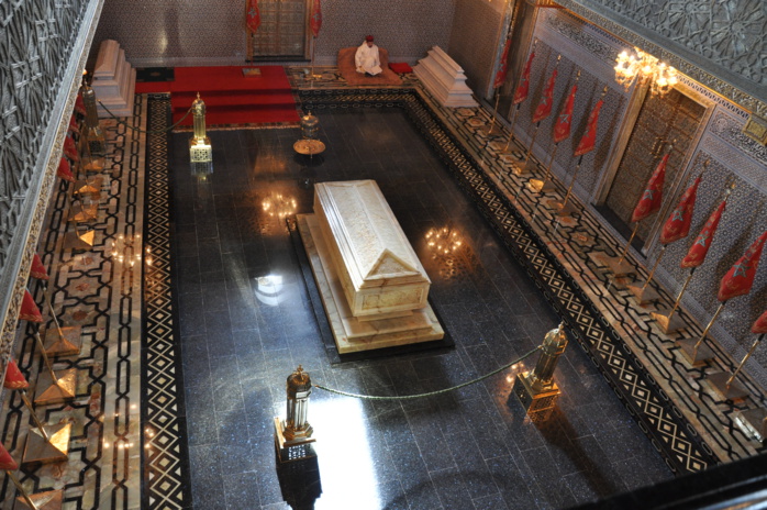 Le Premier ministre belge visite le Mausolée Mohammed V Le Premier ministre belge visite le Mausolée Mohammed V