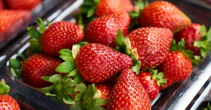 Fraises marocaines contaminées: L’UE alerte contre un supposé "risque sérieux"