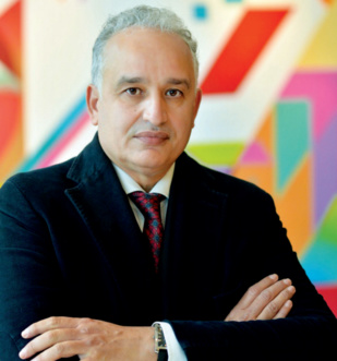 Tayeb Hamdi, médecin et chercheur en politiques et systèmes de santé, appelle à l’importance de la vaccination, à l’occasion de la semaine nationale de la vaccination. Tayeb Hamdi, médecin et chercheur en politiques et systèmes de santé, appelle à l’importance de la vaccination, à l’occasion de la semaine nationale de la vaccination.