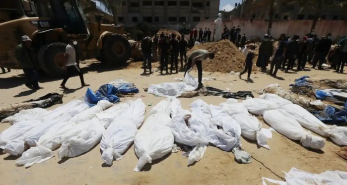 Palestine : La découverte de plusieurs charniers à Gaza pousse l’ONU à appeler à une enquête "crédible"