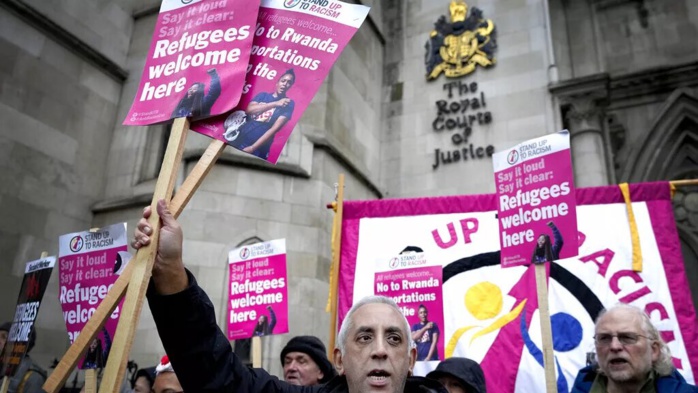 Royaume-Uni : Adoption par le Parlement du projet de loi sur l'expulsion de migrants au Rwanda Royaume-Uni : Adoption par le Parlement du projet de loi sur l'expulsion de migrants au Rwanda
