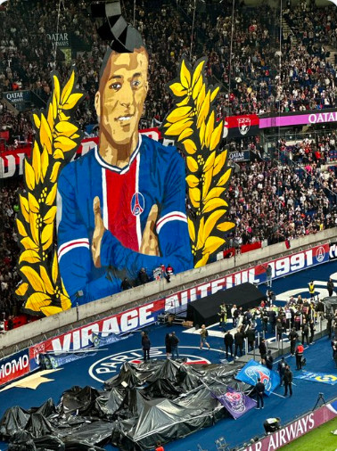 PSG : Mbappé quitte le Parc dans le froid et l'indifférence ! PSG : Mbappé quitte le Parc dans le froid et l'indifférence !