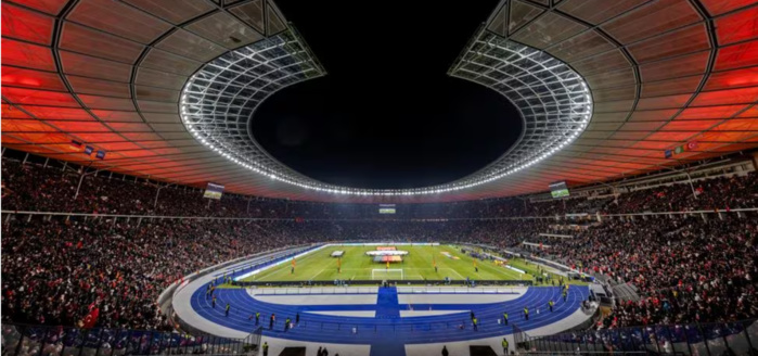 Une vue du Stade olympique de Berlin qui accueillera la finale . Une vue du Stade olympique de Berlin qui accueillera la finale .