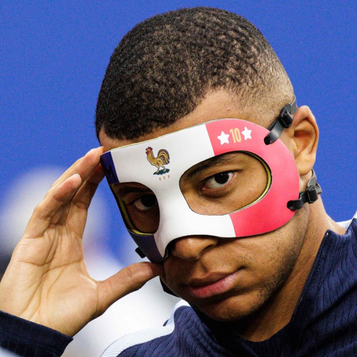 Disponible? Pas disponible? La question récurrente d'avant Pays-Bas / France de ce soir! Disponible? Pas disponible? La question récurrente d'avant Pays-Bas / France de ce soir!