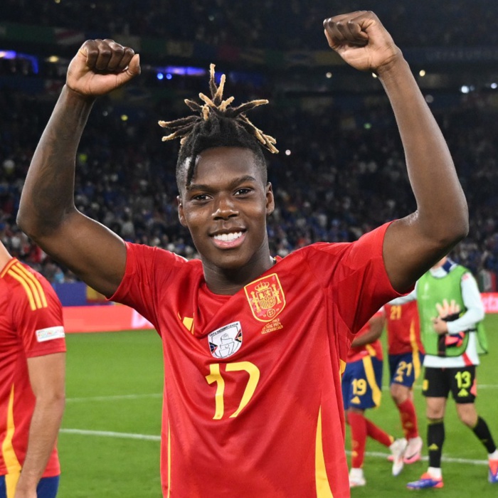 Williams, nouvelle star du football européen. On se l'arrache déjà ! Williams, nouvelle star du football européen. On se l'arrache déjà !