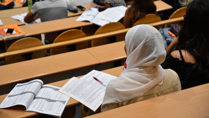 Port du voile dans les lycées étrangers au Maroc : La justice marocaine assoit sa souveraineté face à la réglementation française Port du voile dans les lycées étrangers au Maroc : La justice marocaine assoit sa souveraineté face à la réglementation française