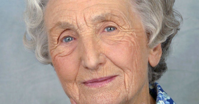 Rétro-Verso : La fabuleuse odyssée du lycée Omar Ben Abdelaziz Rétro-Verso : La fabuleuse odyssée du lycée Omar Ben Abdelaziz