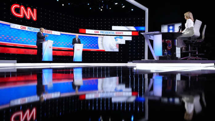 Débat présidentiel : les démocrates paniquent après la piètre posture de Biden face à Trump Débat présidentiel : les démocrates paniquent après la piètre posture de Biden face à Trump