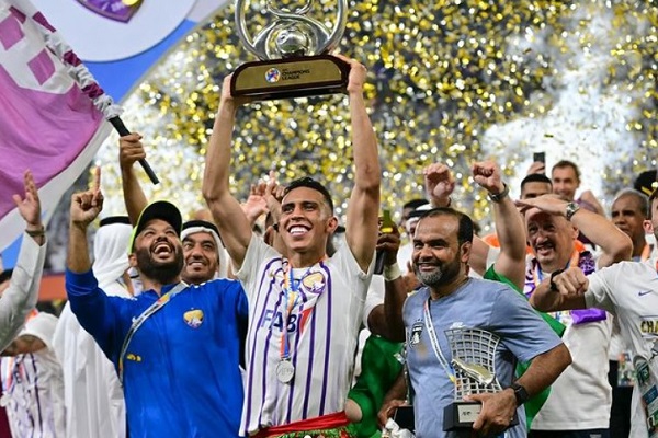 Football : Les Émiratis d'Al-Aïn peaufinent leur forme au Maroc Football : Les Émiratis d'Al-Aïn peaufinent leur forme au Maroc