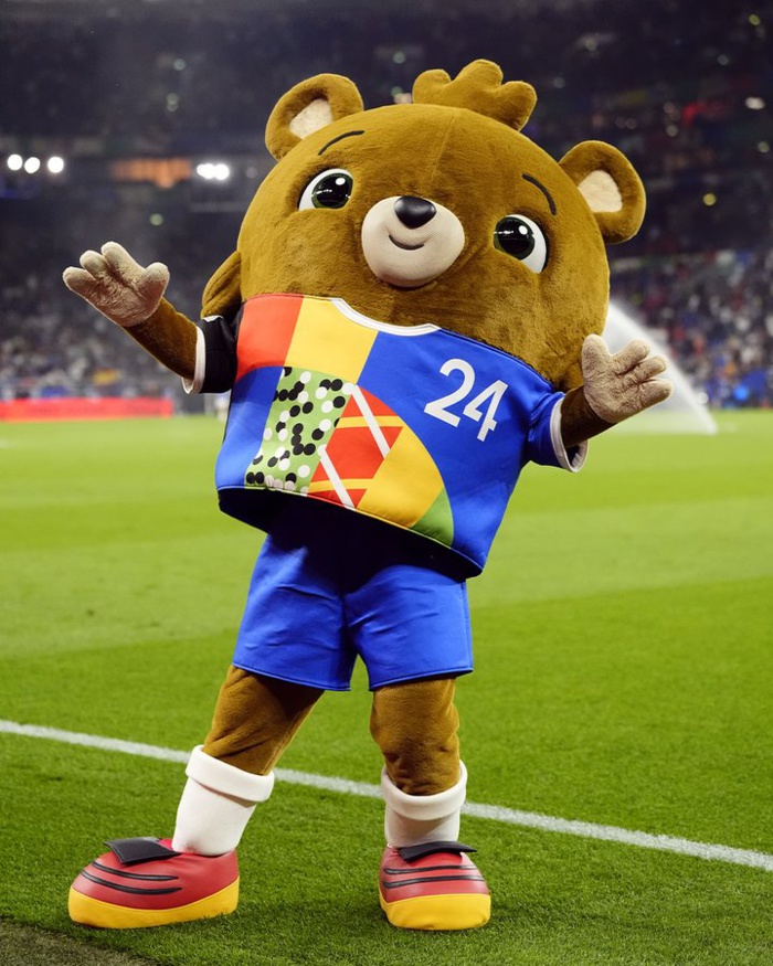 Euro Allemagne 24/Quarts de finale ce soir:  France-Portugal mais surtout Espagne-Allemagne !