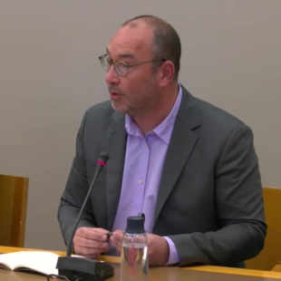 Philippe Copinschi, chargé de cours auprès de Sciences Po Paris et expert des questions énergétiques internationales et africaines, a répondu à nos questions sur le marché de l’hydrogène dans l’avenir. Philippe Copinschi, chargé de cours auprès de Sciences Po Paris et expert des questions énergétiques internationales et africaines, a répondu à nos questions sur le marché de l’hydrogène dans l’avenir.